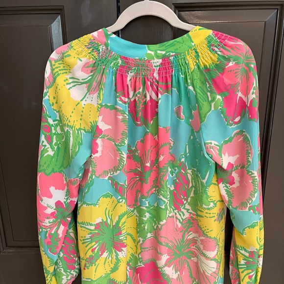 Lilly Pulitzer Elsa Silk Blouse Size Small - Picture 4 of 4